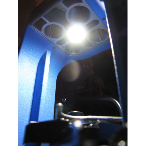 InLine Fabrication Skylight LED Shellplate Lighting System for Dillon 550