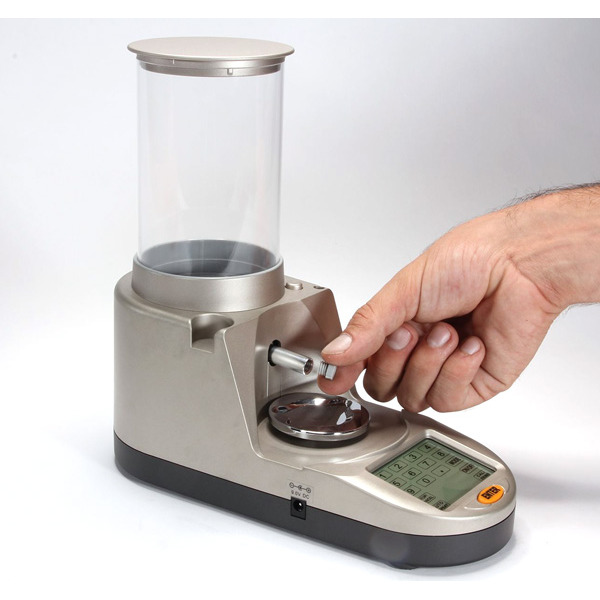 Lyman Compact GEN6 Electronic Powder System 115/230 Volt
